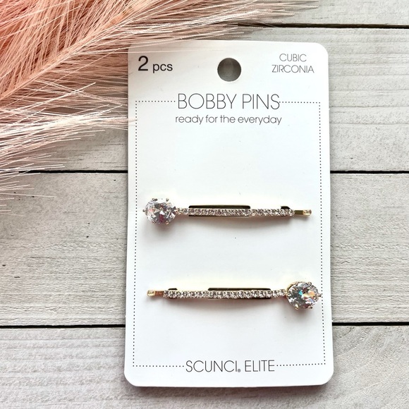 NEW Embellished Bobby Pin Set